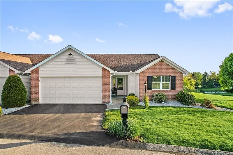 1st image of 207 Tralee Dr