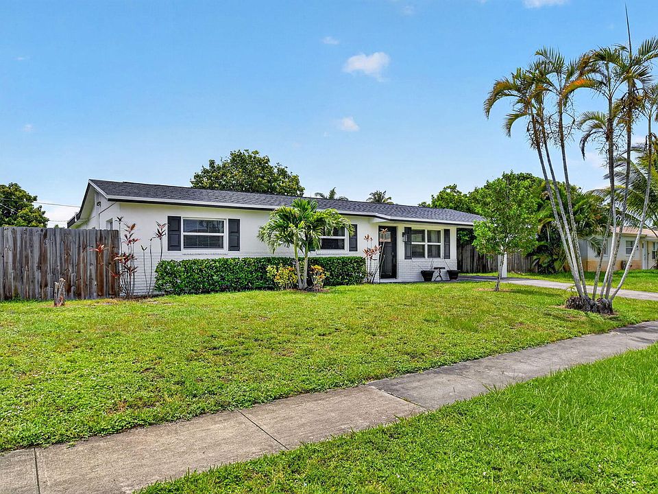 1st image of 445 Palo Alto Drive