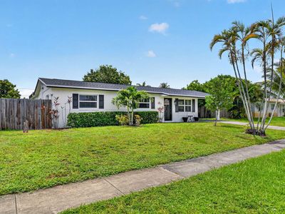 445 Palo Alto Drive, Palm Springs, FL, 33461