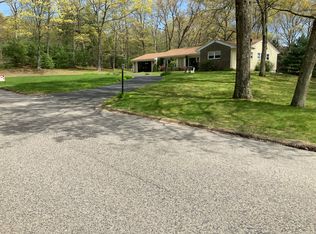 11 N Attleboro Rd, Cumberland, RI 02864