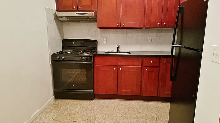 Rented by Azure Realty NY LLC | media 5