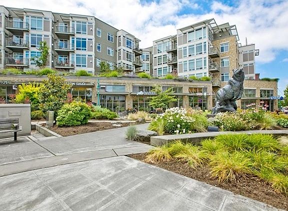 2nd image of 211 Kirkland Ave Unit 1