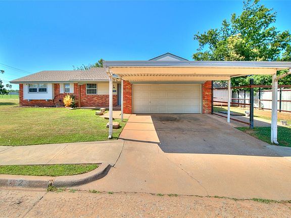 4th image of 2 Philbrook Dr