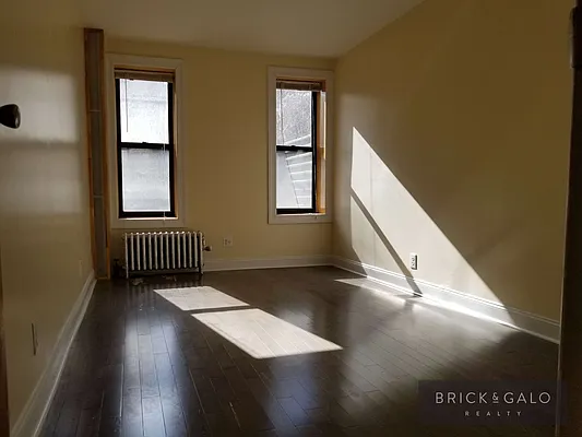 Rented by BRICK & GALO REALTY CORP | media 10