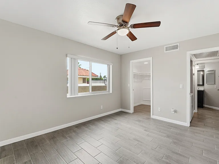 4330 N 5th Ave #105 — Photo 17