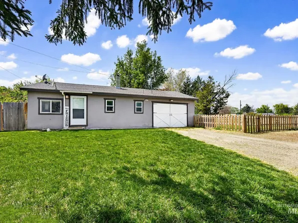 539 Baxter Ln, Notus, ID 83656