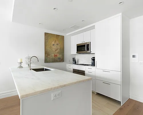 Rented by Douglas Elliman | media 35