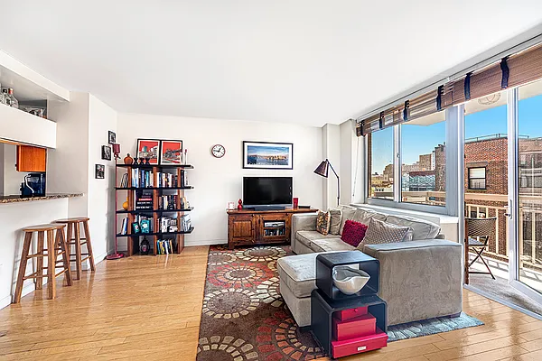 Rented by Compass | media 2