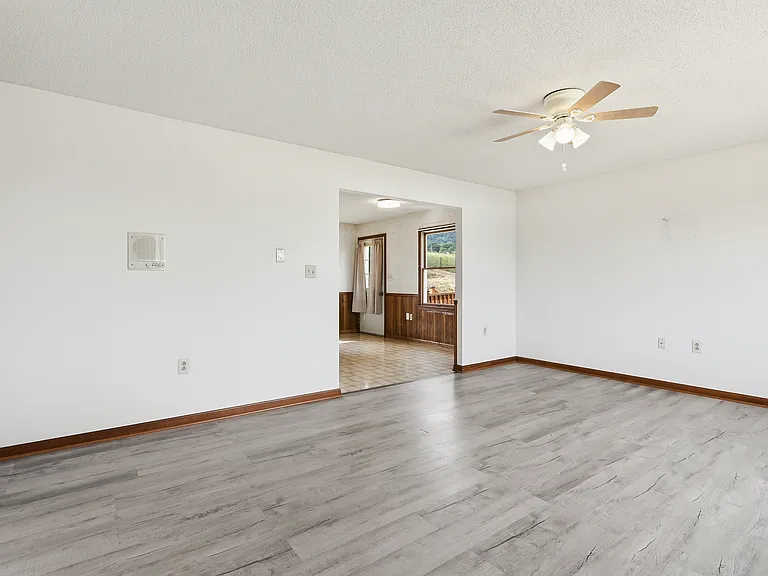111 Labella Ct — Photo 25