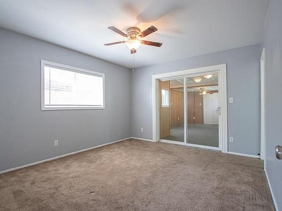 3rd image of 519 E Jahns Pl #485