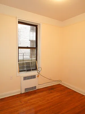 Rented by Washington Realty Corp. | media 27