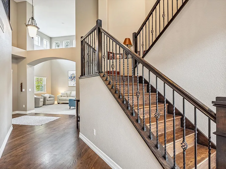 5984 W Hoover Ave — Photo 10