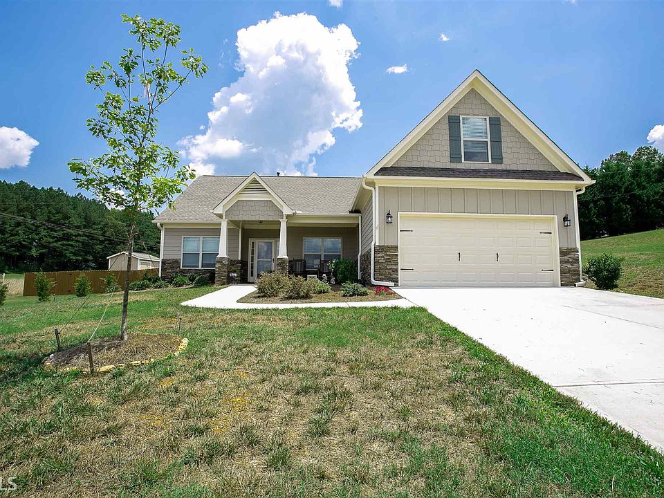 2nd image of 103 Hollytrace Ln #0
