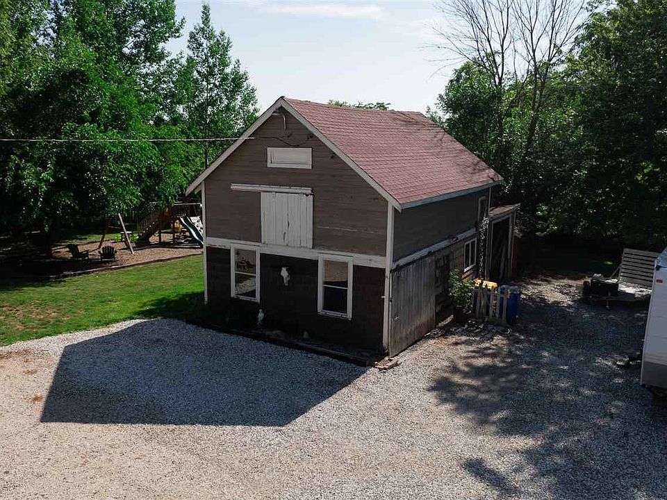 626 5th St, Ainsworth, IA 52201 Zillow