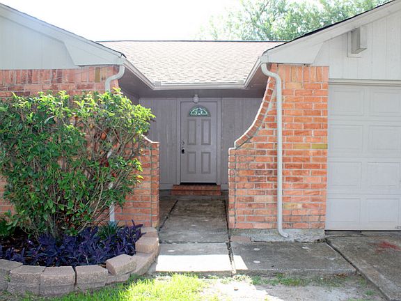2nd image of 3707 Roseberry Dr