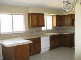 5915 Walnutgate Dr, Spring, TX 77373