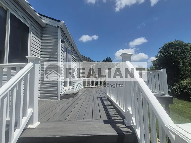 1725 Promontory Dr — Photo 23