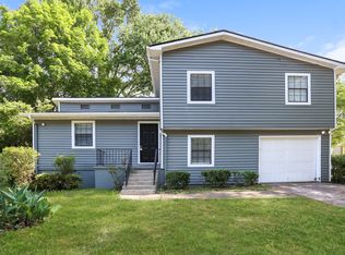 376 River Chase Dr, Jonesboro, GA 30238