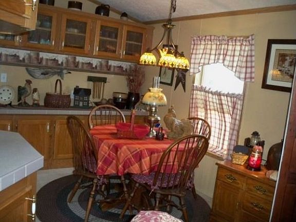 3rd image of 55 Willow Dr