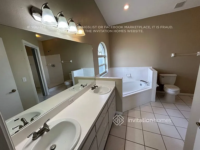 7902 Kaitlin Cir — Photo 3