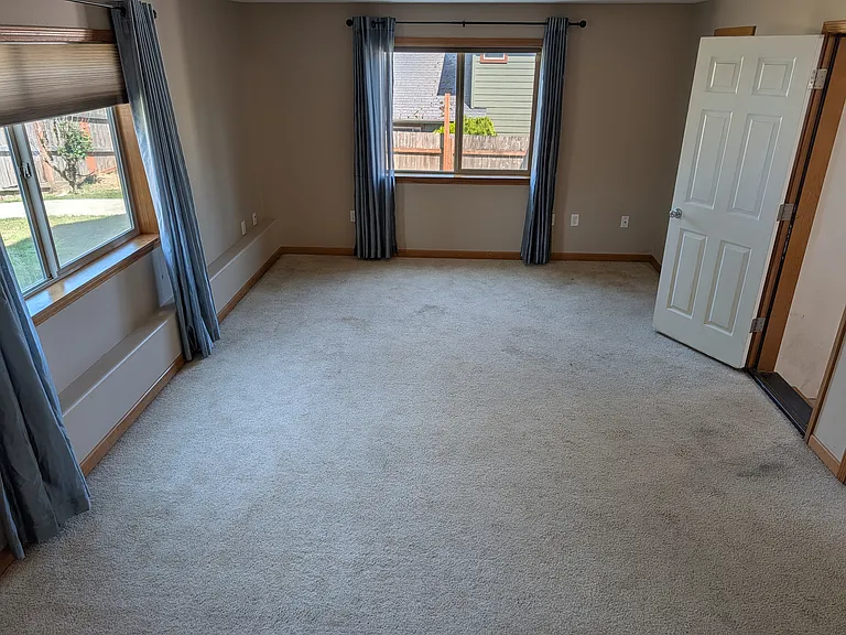 2311 NE Grandhaven St — Photo 10