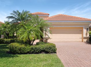 14483 Manchester Dr, Naples, FL 34114