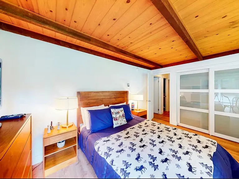 1051 Atelier Condo Dr — Photo 10