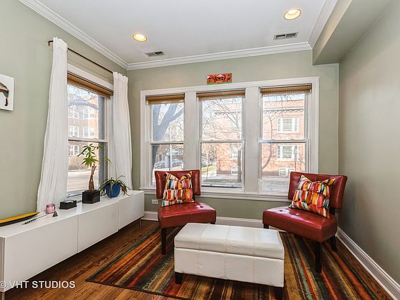 3rd image of 6305 N Glenwood Ave #1