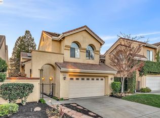 2020 Canyon Lakes Dr, San Ramon, CA 94582