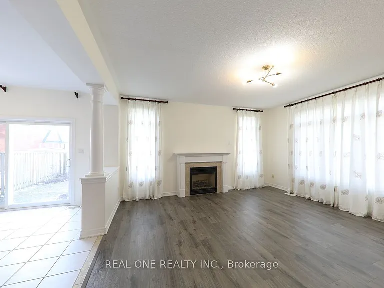 29 Duckfield Cres — Photo 12