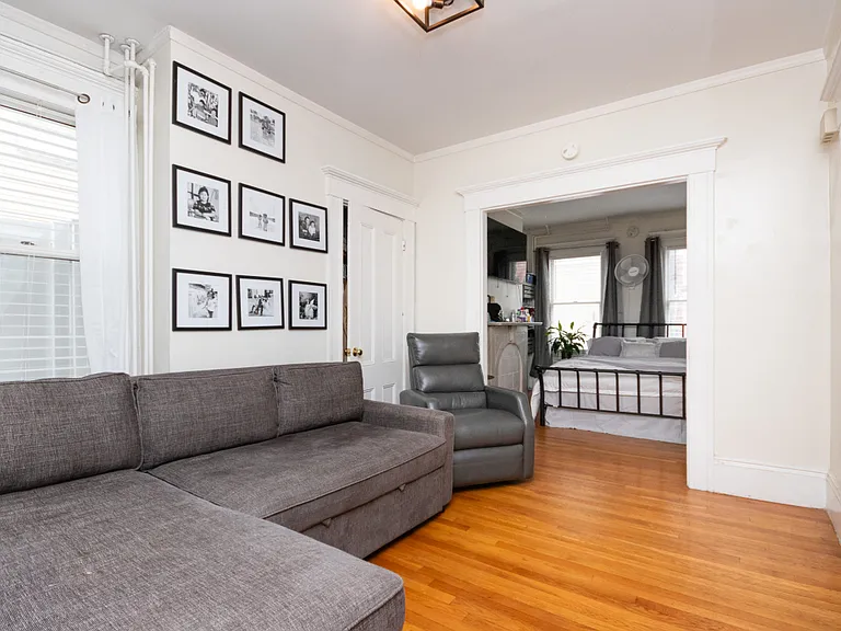 42 Auburn St #1 — Photo 5