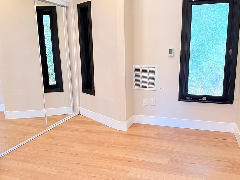 1565 Nautilus St #B — Photo 20
