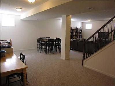 3rd image of 8582 Seafield Dr