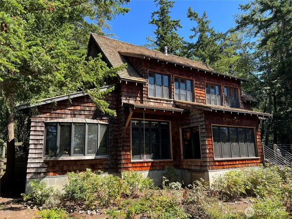 90 Montgomery Lane, Orcas Island, WA 98245