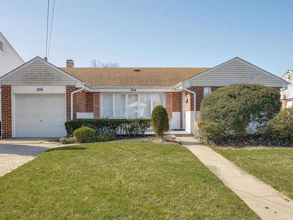 204 Westminster Road, Lynbrook, NY 11563 Zillow