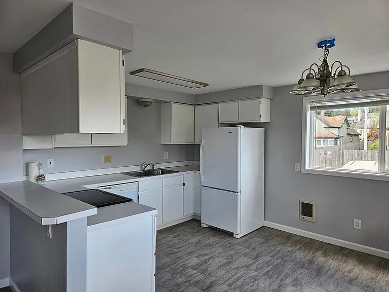 3920 Rucker Ave #C — Photo 3