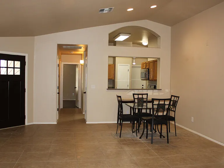 1233 N Thunder Ridge Dr — Photo 9