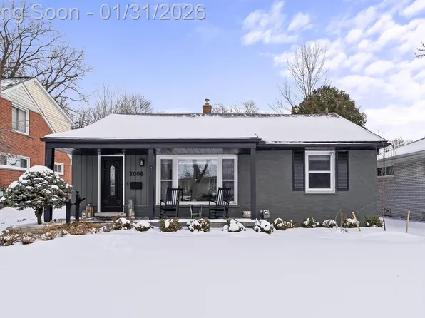 2008 Alicia Ln, Royal Oak, MI 48073