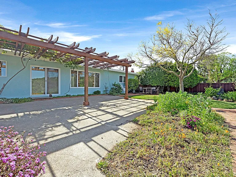 8 Stephens Ct — Photo 27