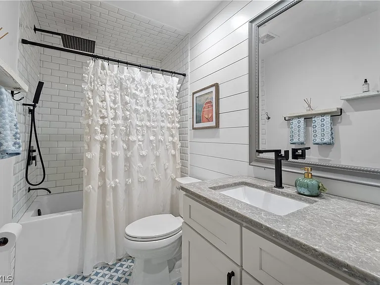 9802 Wildginger Dr — Photo 11