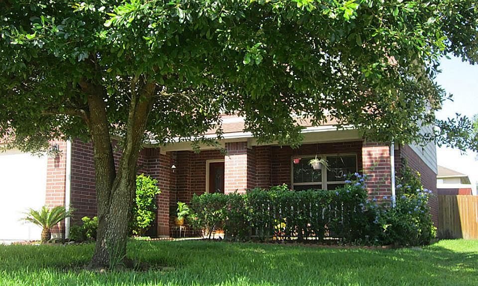 1st image of 7915 Black Bird Ln