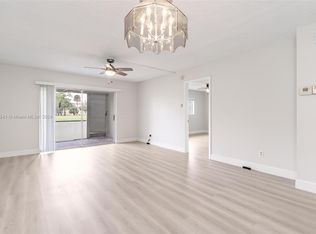 7847 Golf Circle Dr APT 111, Margate, FL 33063