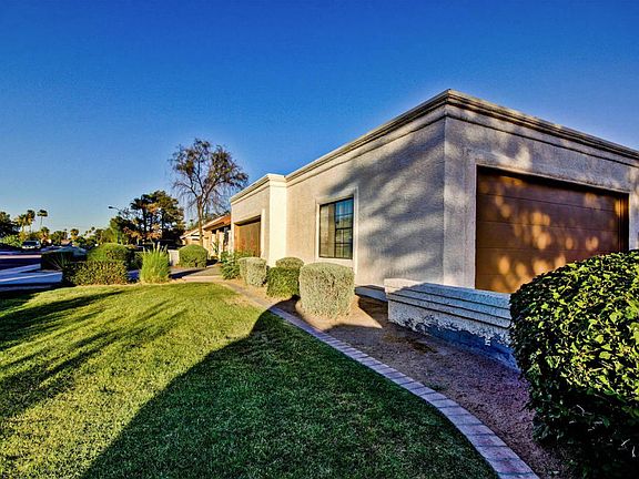 5th image of 1823 E Hermosa Dr