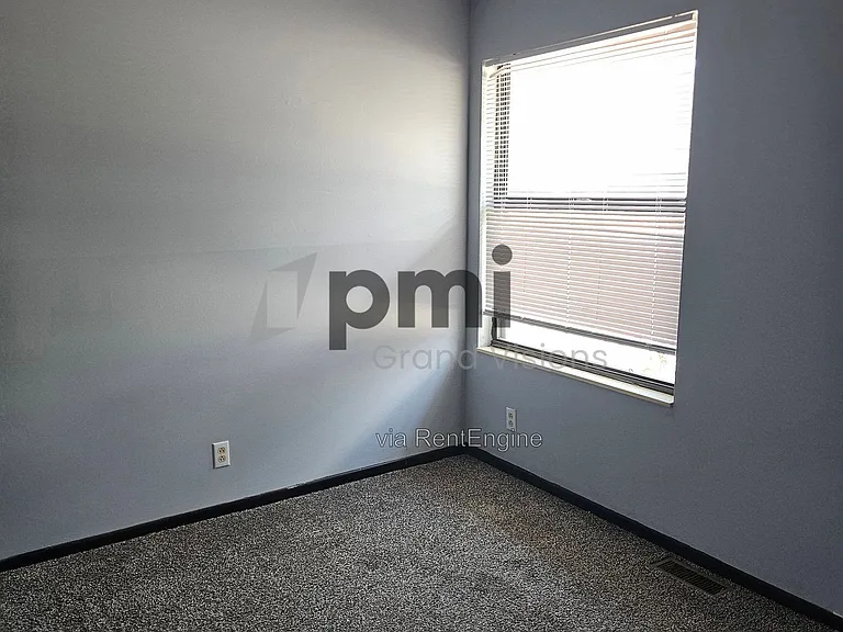 Vawter Street Apartments — Photo 33