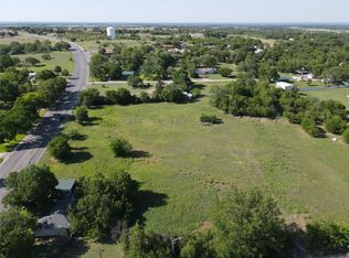 W Walcott Ave, Comanche, TX 76442