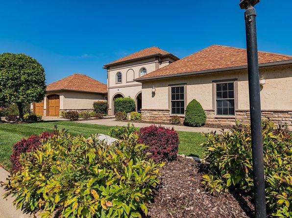 130 Lugano Ln