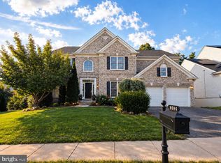 8094 Paper Birch Dr, Lorton, VA 22079