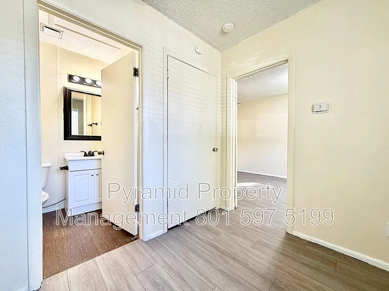 1 bed, 1.0 bath, 750 sqft, $1,075 — Photo 4