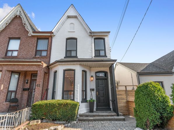 63 Robinson St #C01, Toronto, ON M6J 1L4