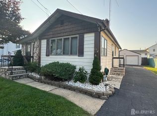 194 Furman Blvd, Keyport, NJ 07735
